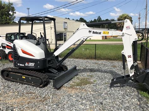 want is a long arm on a mini excavator|E35 (25 hp, Long.